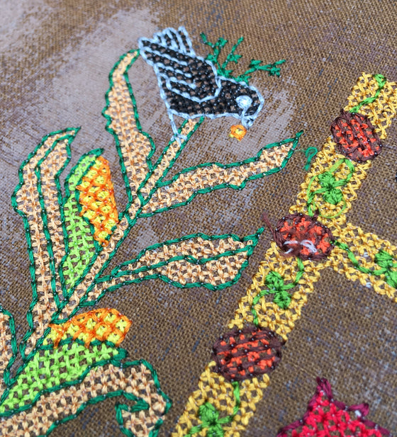 October Mug Rug | Machine Embroidery Design 3